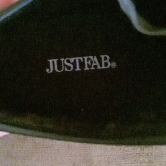 BRAND NEW JUSTFAB Sylish Comfy Sneakers - Picture 5 of 6